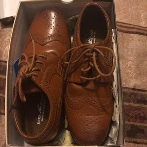 Boys brown dress shoes